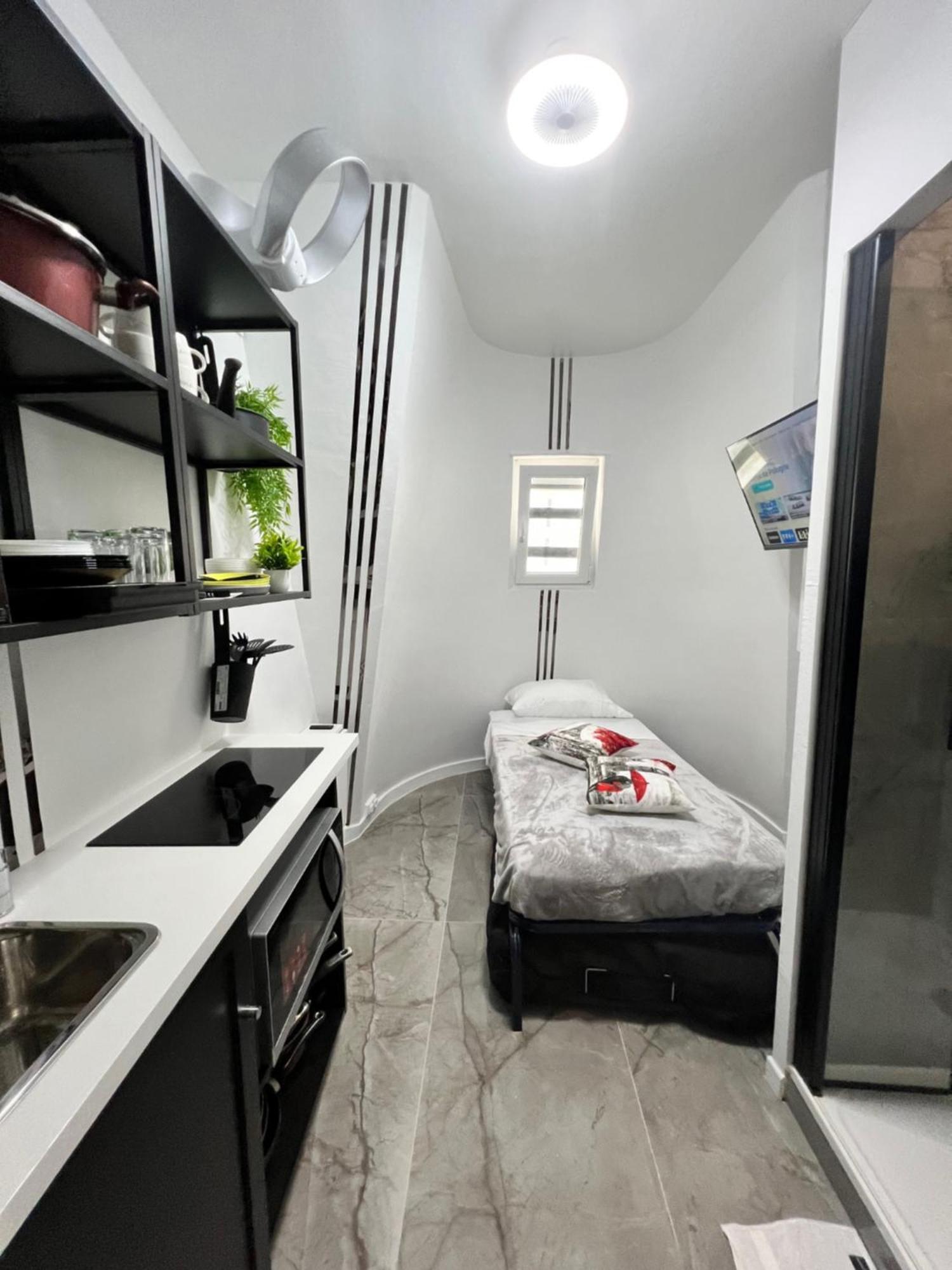 Paris Bastille Bercy Gare De Lyon Chambre Climatisee 9M2 Ideal 1 Pers ,Max 2 Pers Exteriör bild
